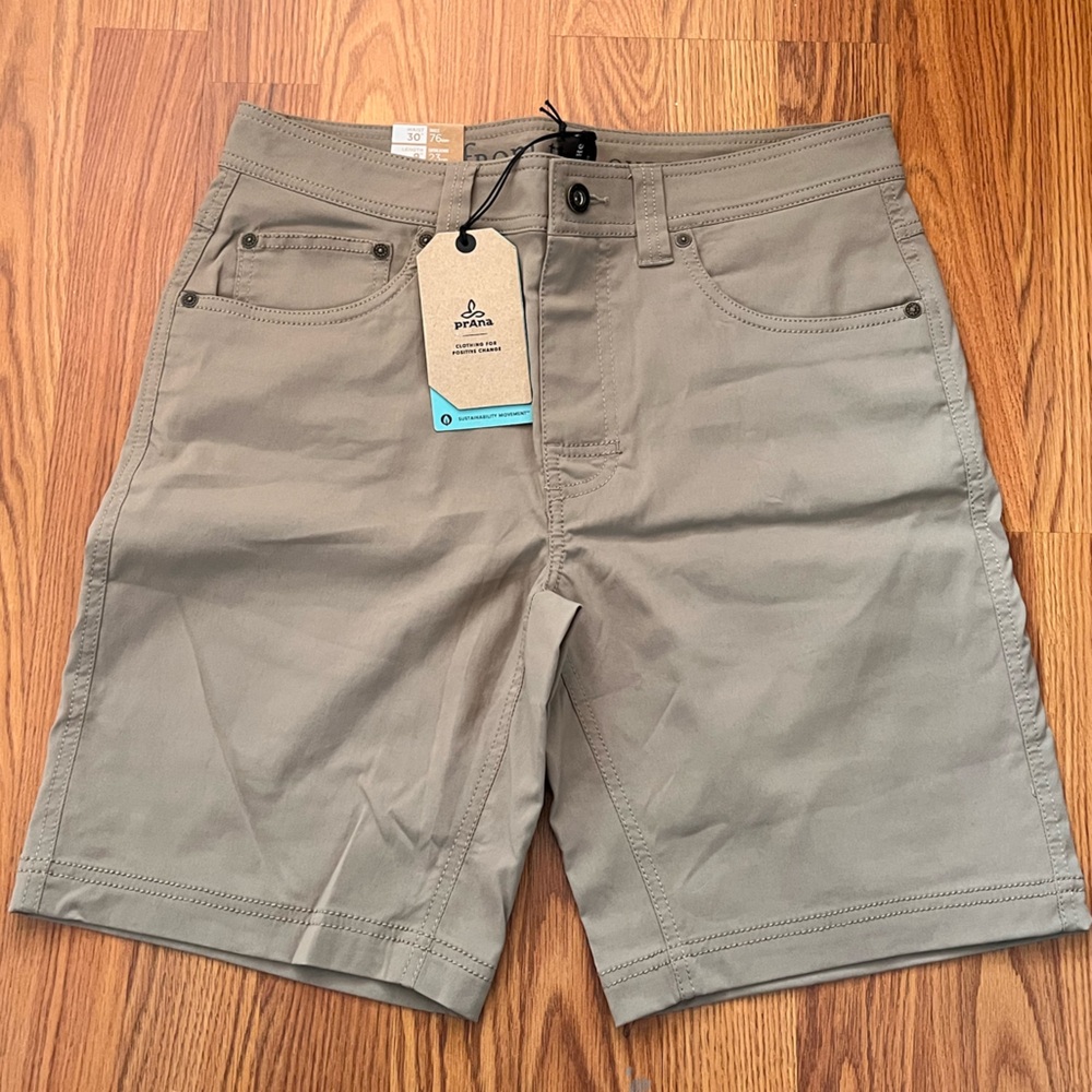 Men’s Prana Brion Short 9” Inseam in Dark Khaki